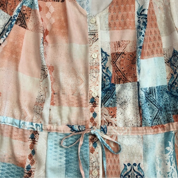 Chico’s Floral Button Cinched Tie Waist Blouse Size 1 (M/8) - Picture 6 of 14